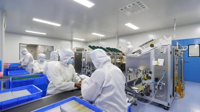 「長(zhǎng)春新區(qū)重點(diǎn)企業(yè)巡禮」吉林省藍(lán)浦浩業(yè)科技:建設(shè)醫(yī)用級(jí)生產(chǎn)車(chē)間 打造化妝品全產(chǎn)業(yè)鏈